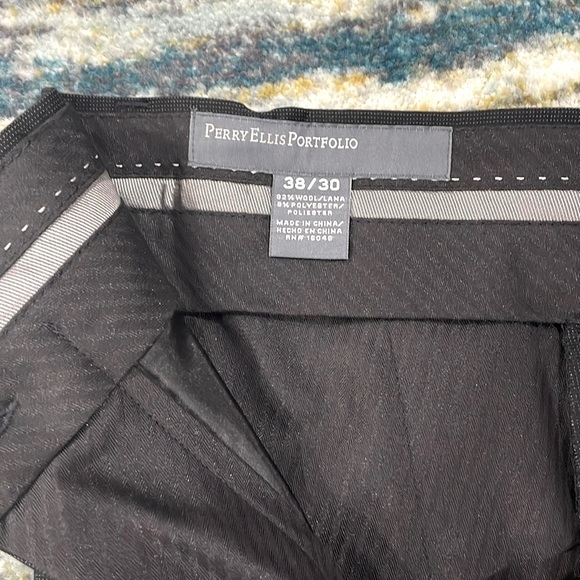 NWT Perry Ellis Portfolio Men’s Dress Suit Modern Silhouette Trimmer Fit Black - Picture 6 of 12
